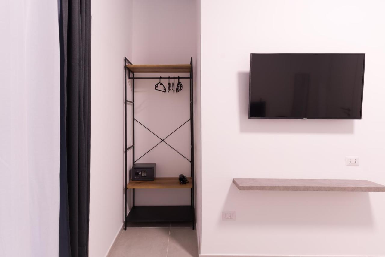 Sleep Inn Toledo - Self Check-In Neapol Zewnętrze zdjęcie